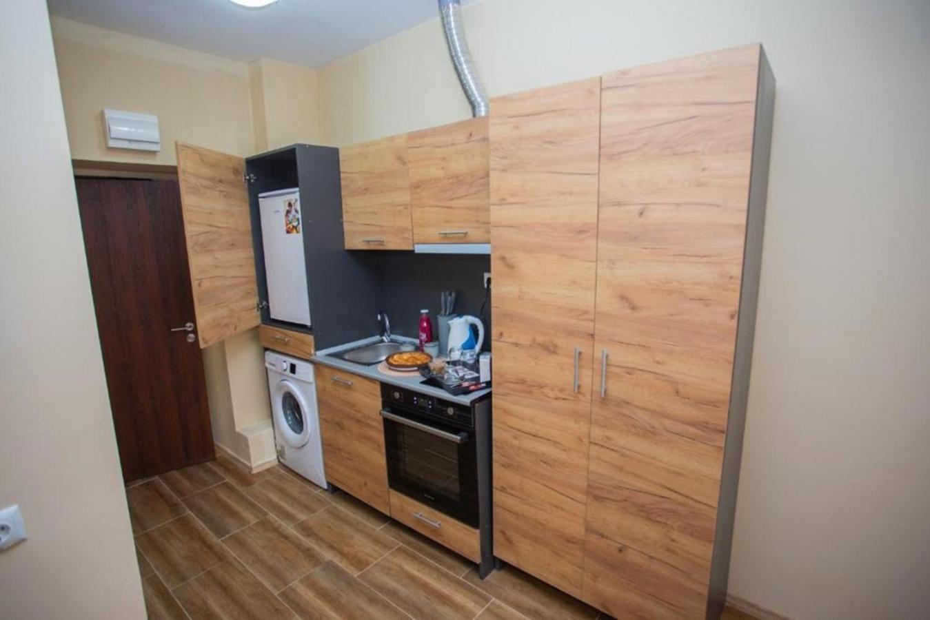 Apartment Smart - Work, Relax & Park With Ease *