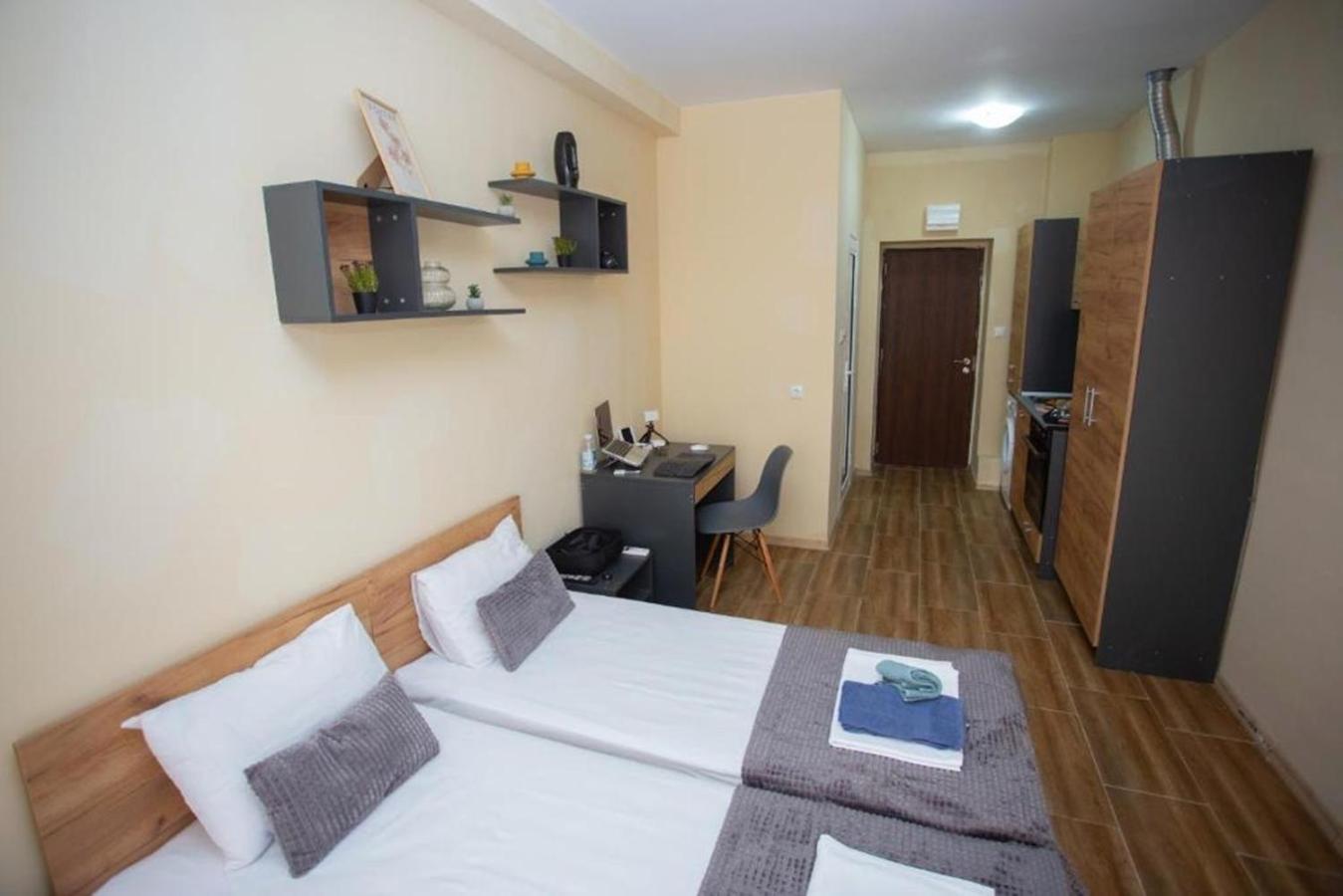 Smart - Work, Relax & Park With Ease Apartment *